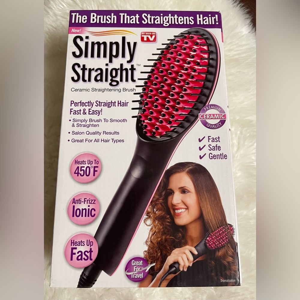 New box unopened Simply Straight Ceramic Straightening Brush